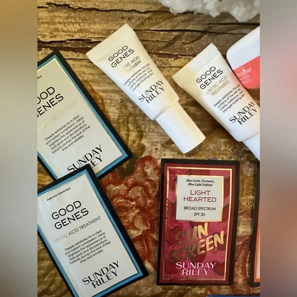 🦋Sunday Riley Bundle - Picture 3 of 9